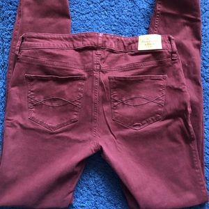 Abercrombie burgundy jeans